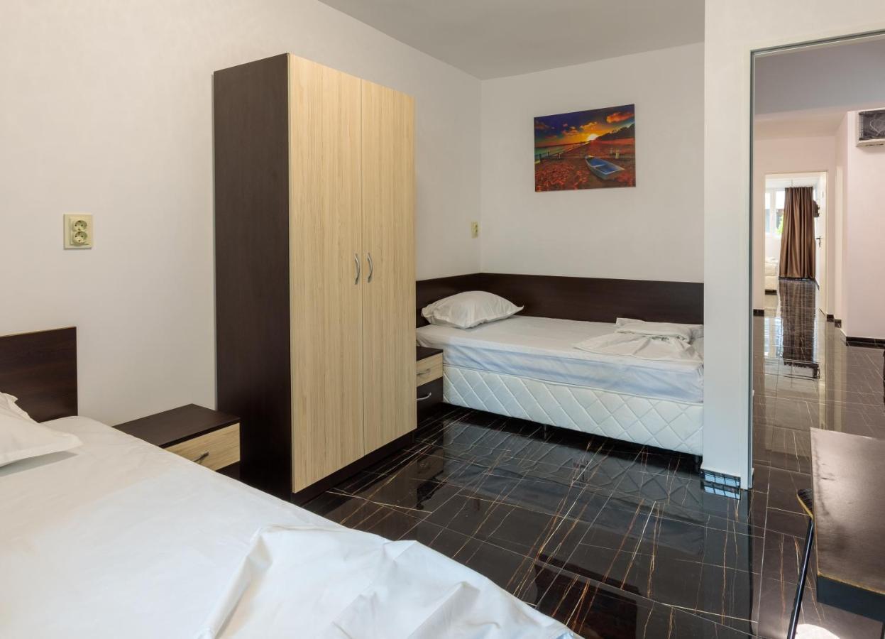 Стаи За Гости Пиротска 39 Burgas Exterior foto
