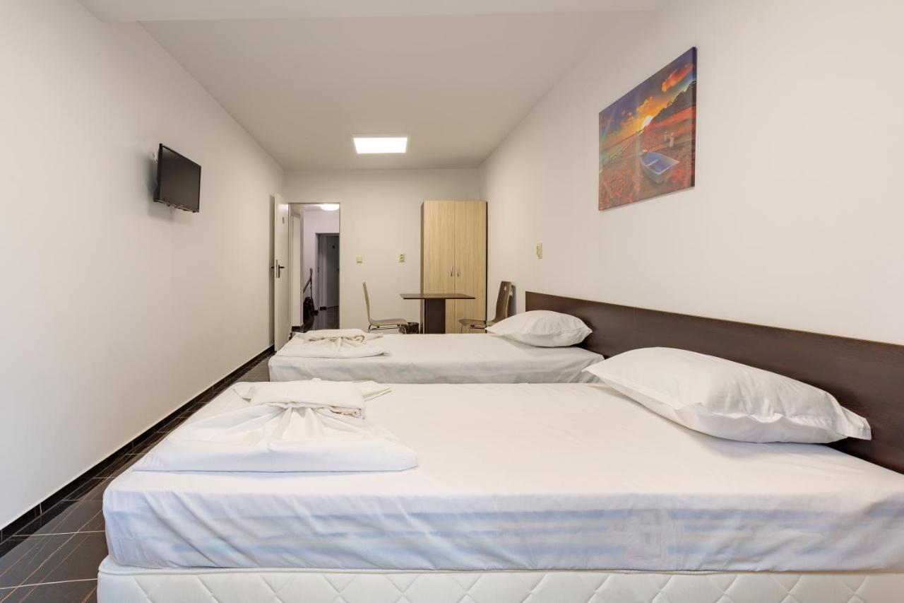 Стаи За Гости Пиротска 39 Burgas Exterior foto